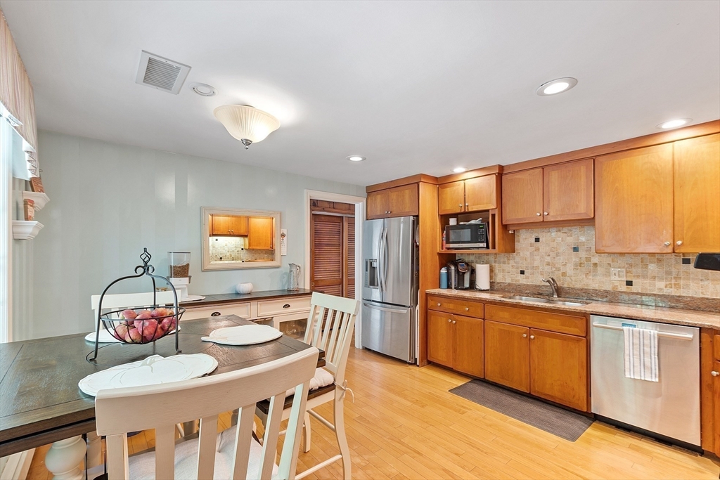 6 Needham Rd