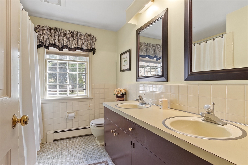 6 Needham Rd