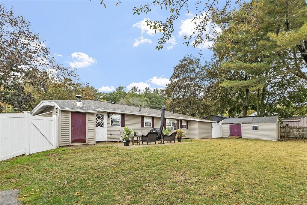 17 Trask Rd