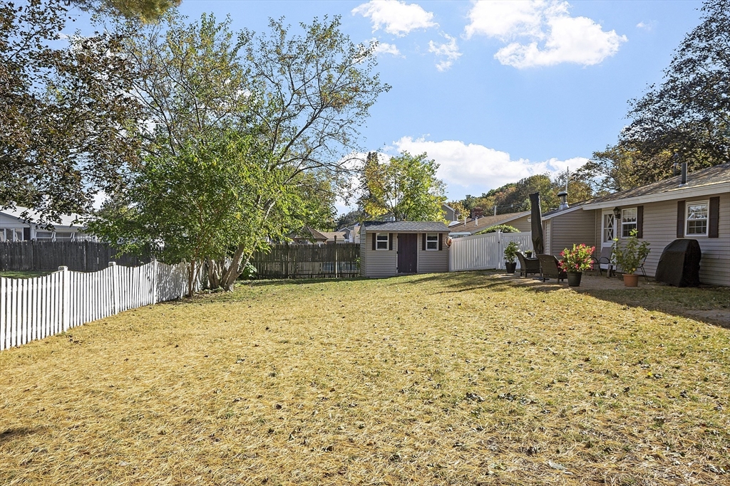 17 Trask Rd