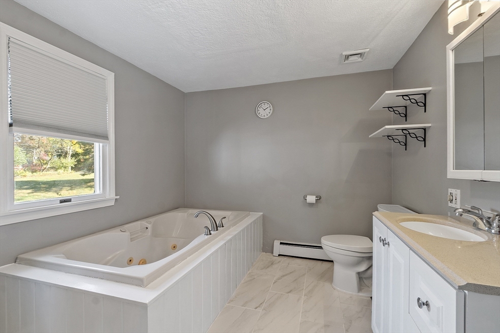 5 Theresa Rd, Peabody