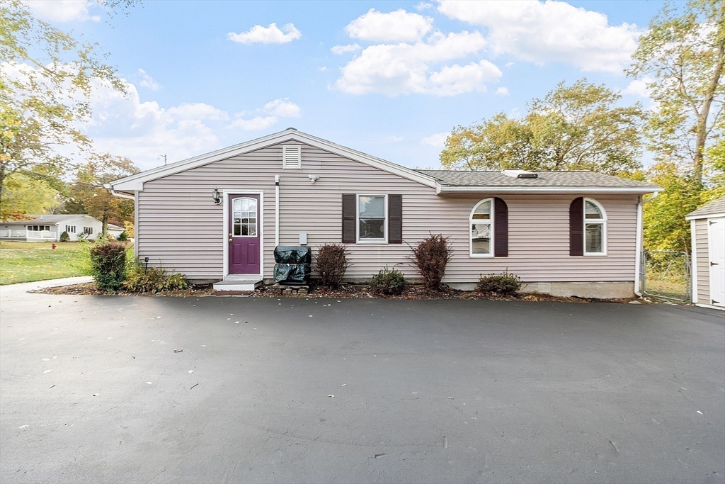 5 Theresa Rd, Peabody