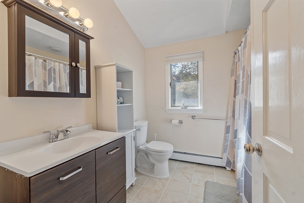 5 Theresa Rd, Peabody