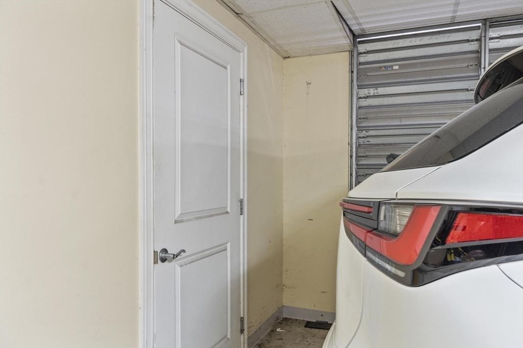 10 Crowninshield St # 303