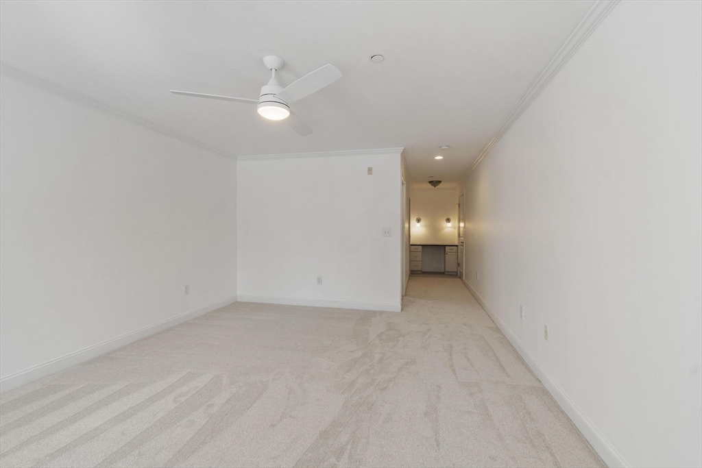 10 Crowninshield St # 303