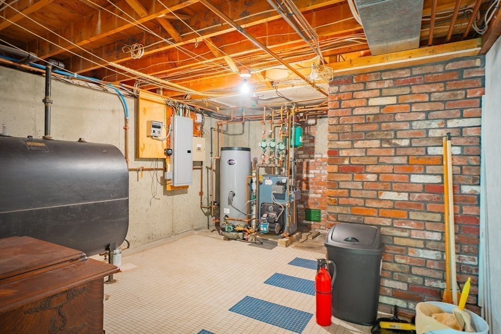 7 Cedarcrest Rd