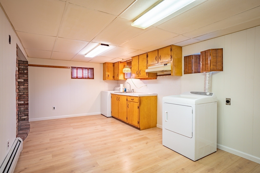 7 Cedarcrest Rd