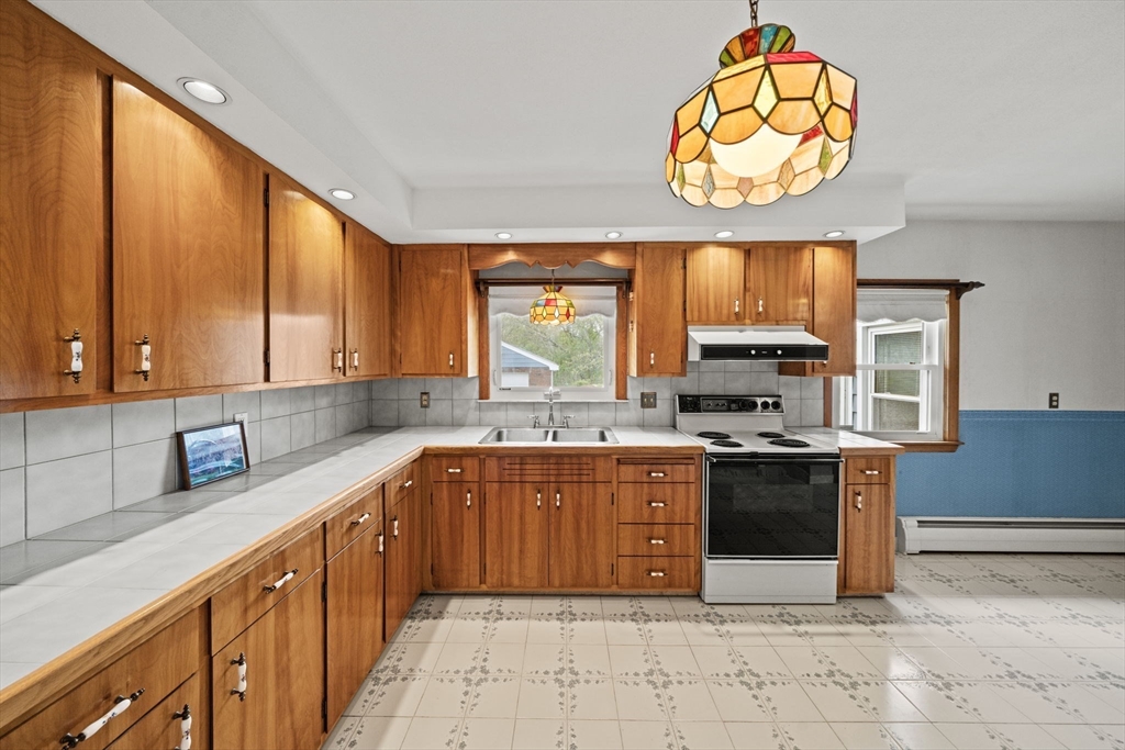 7 Cedarcrest Rd