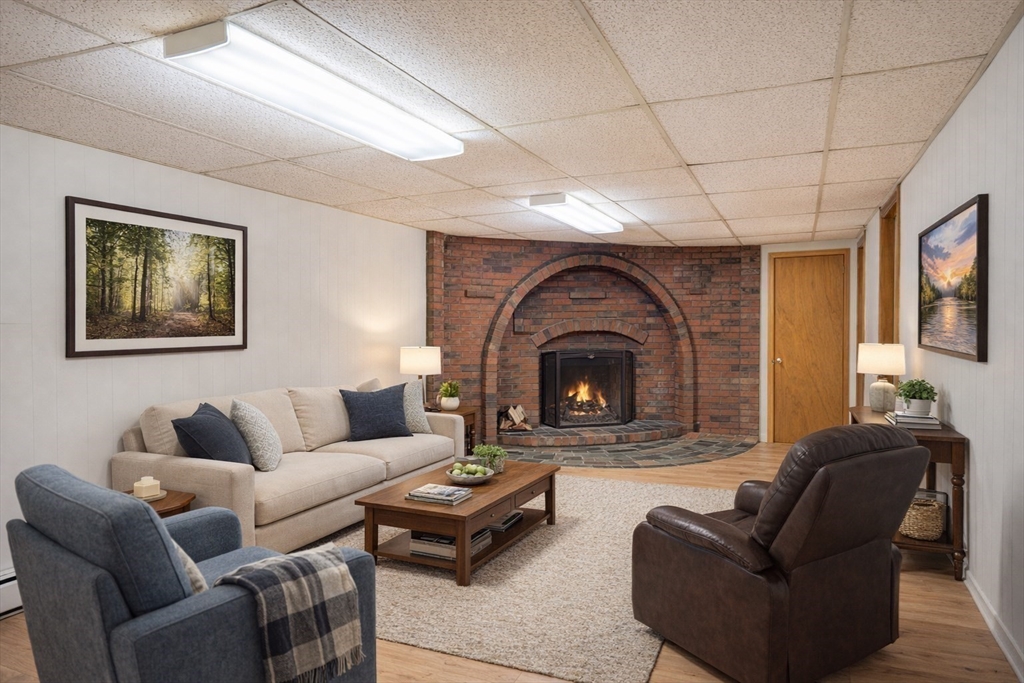 7 Cedarcrest Rd