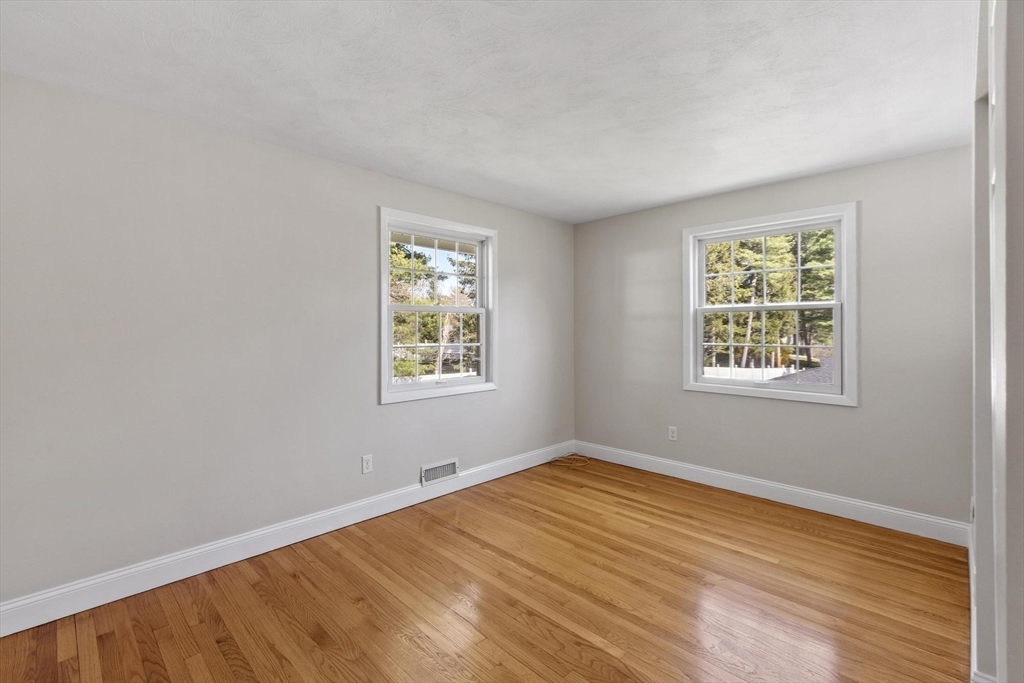 43 Perley Ave