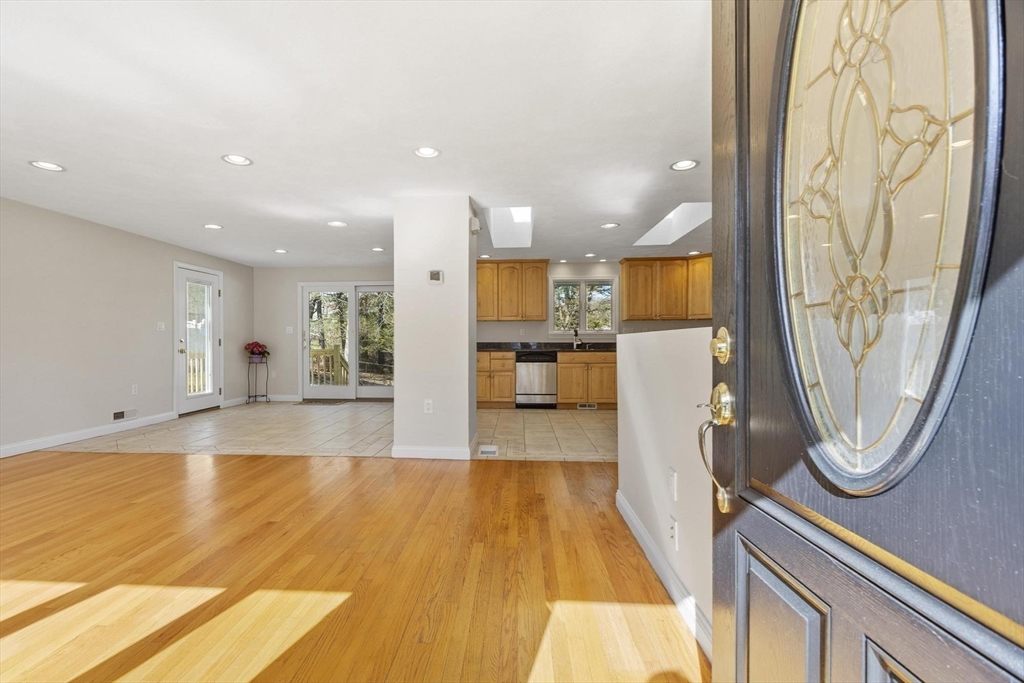 43 Perley Ave