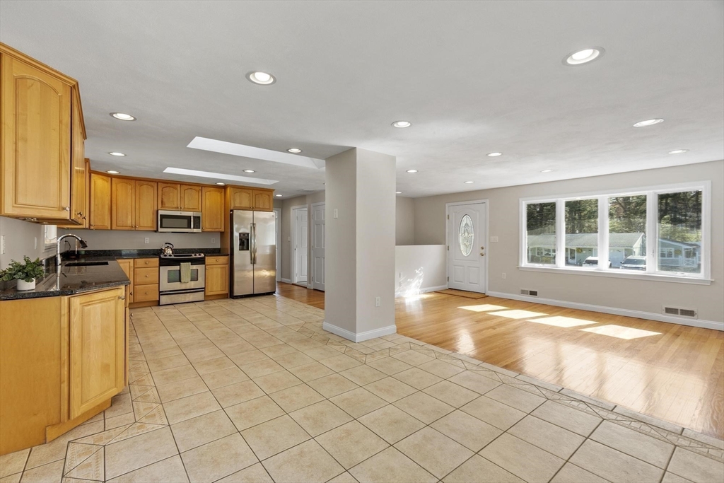 43 Perley Ave