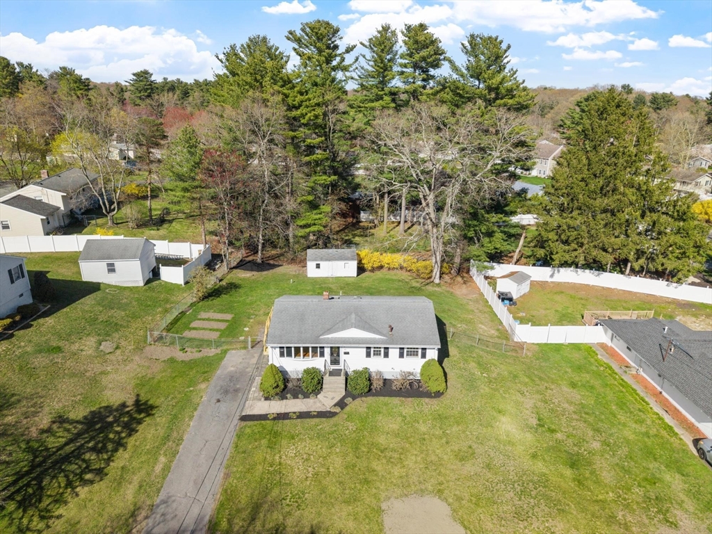 43 Perley Ave
