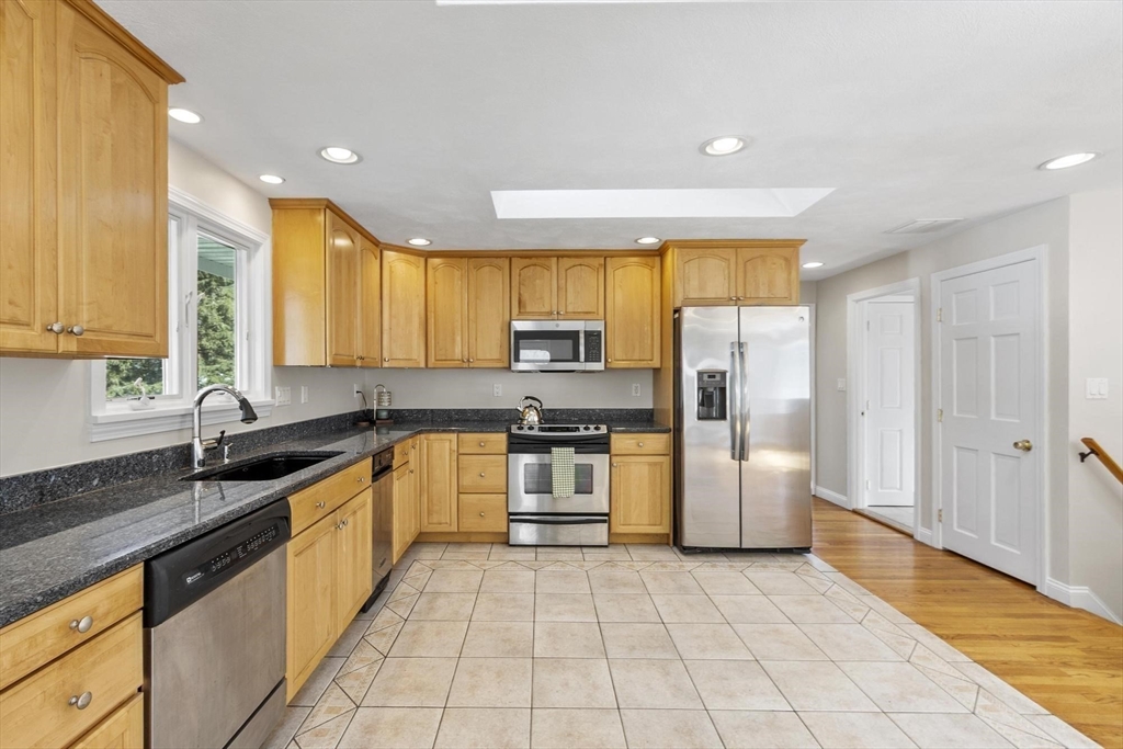 43 Perley Ave