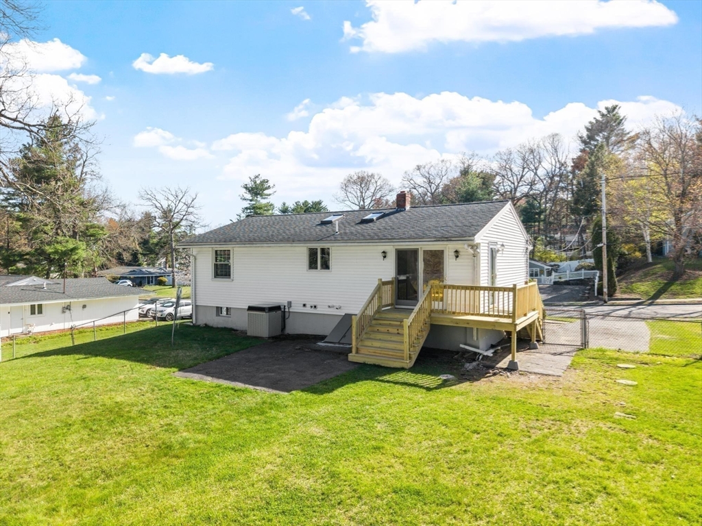 43 Perley Ave