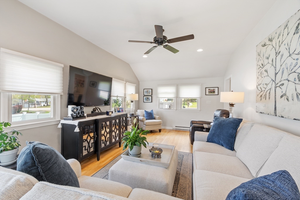 23 Herrick Rd