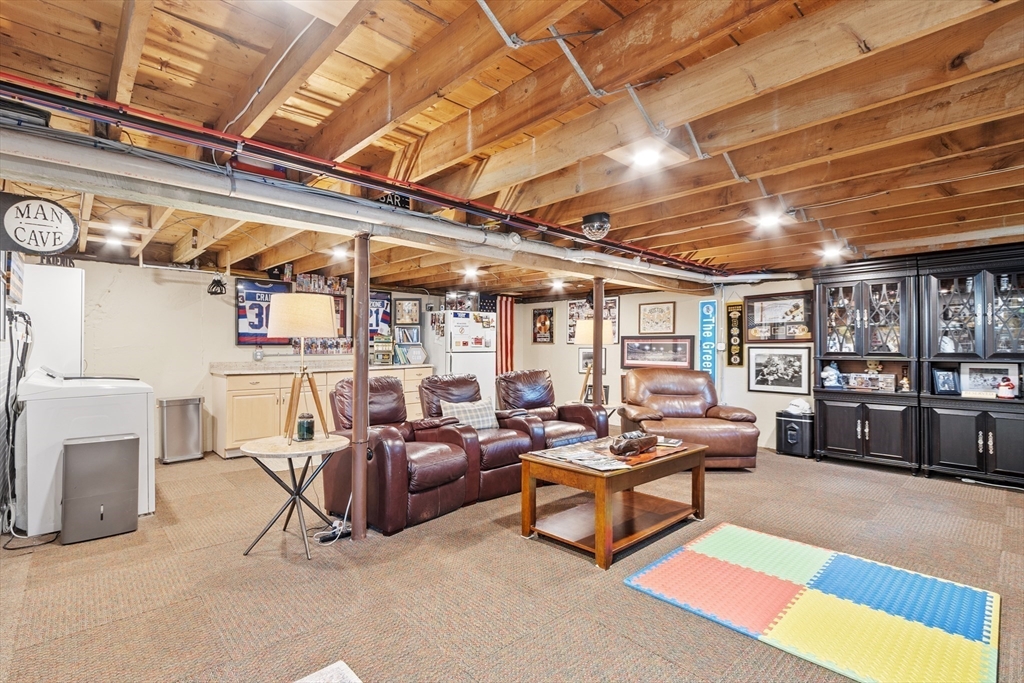 23 Herrick Rd