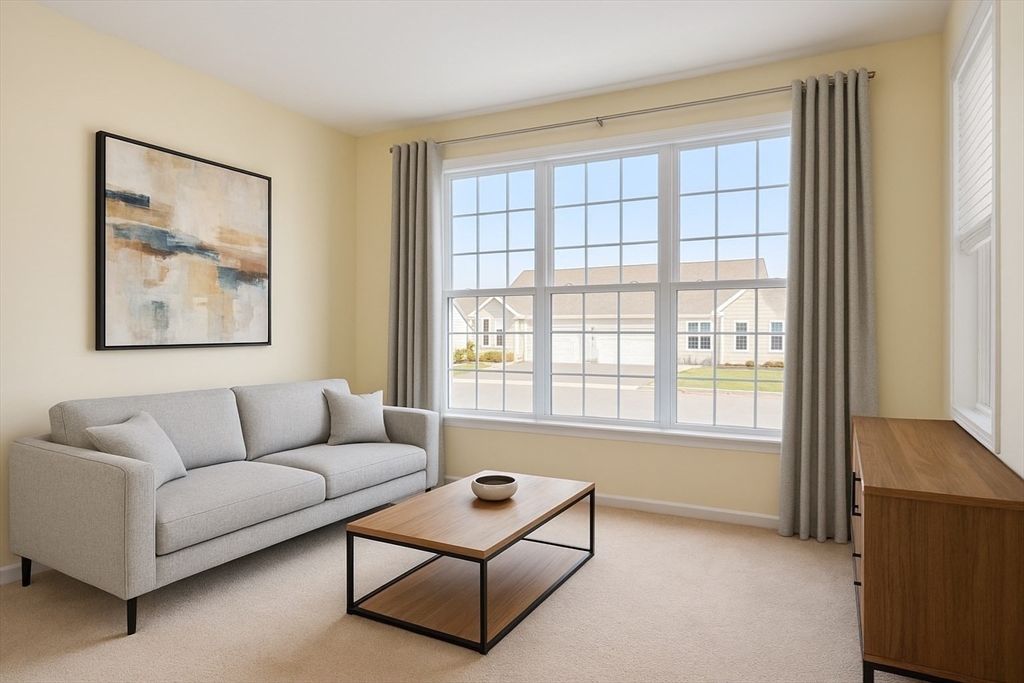 2 Hopkins Cir # 2