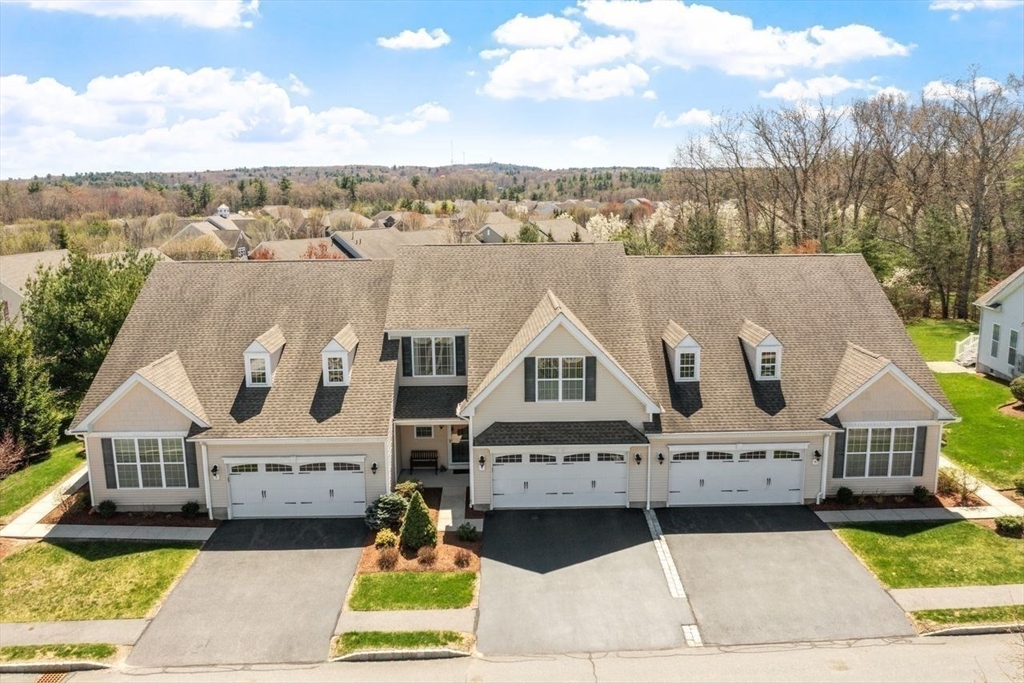 2 Hopkins Cir # 2