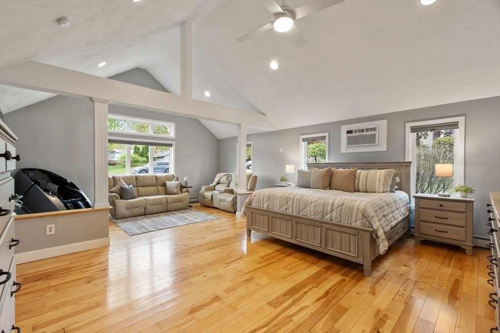 3 Maryvale Ln