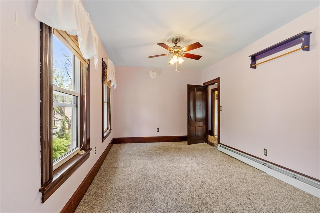 10 Stevens St