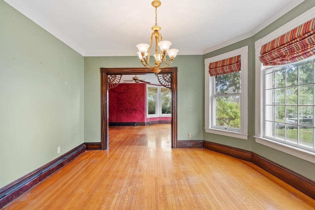 10 Stevens St