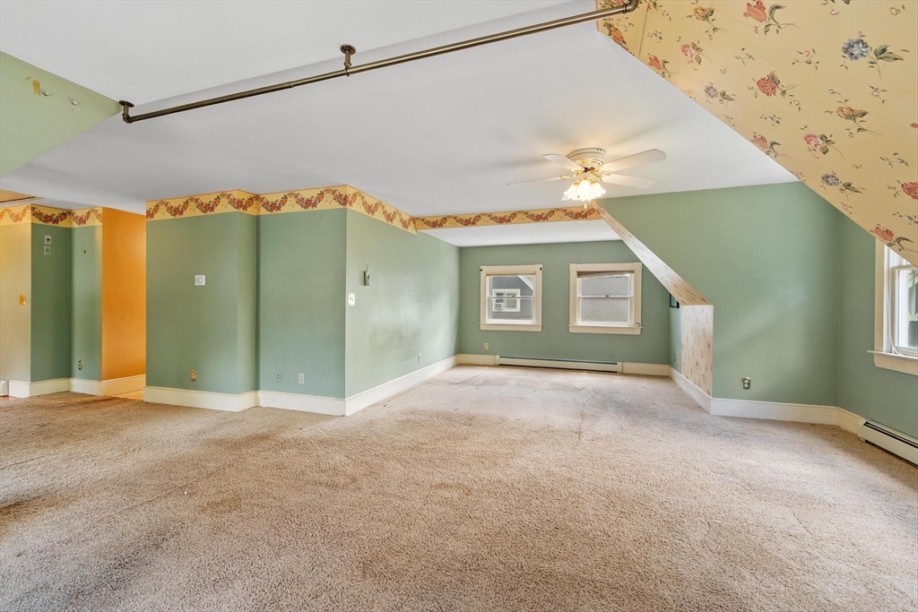 10 Stevens St
