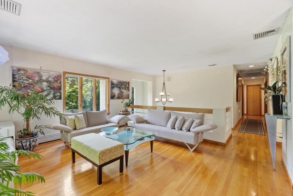 81 Goodale St