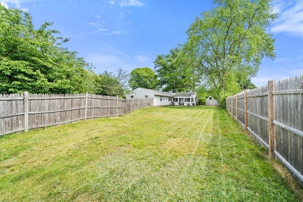 6 Antrim Rd