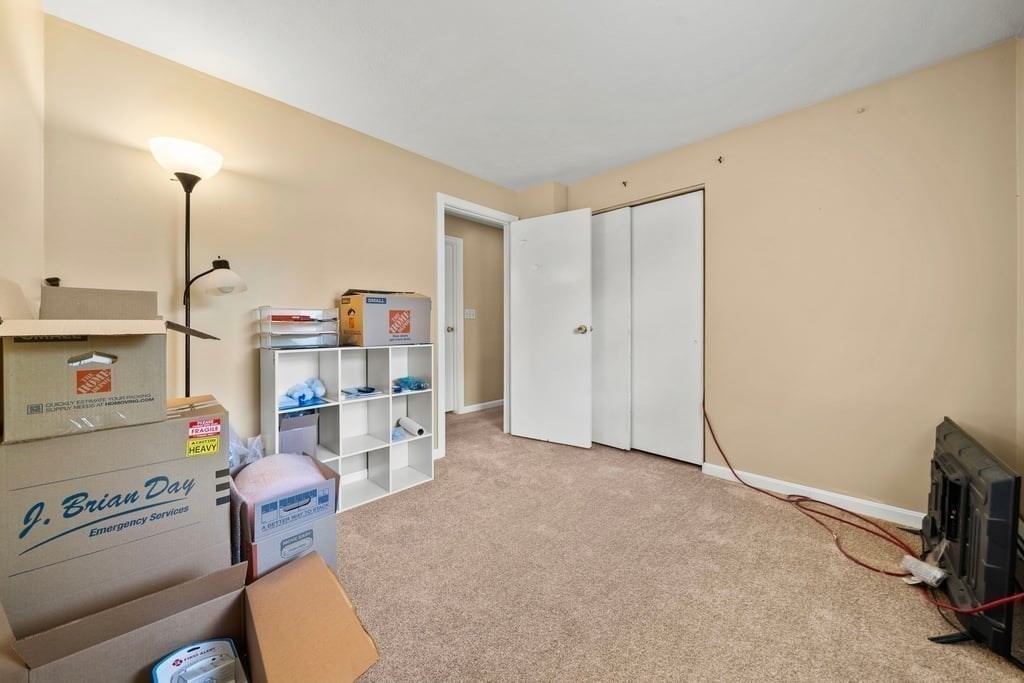 6 Antrim Rd