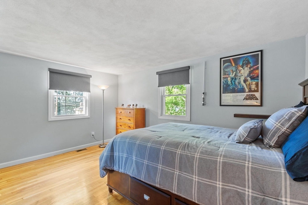 9 Brookbridge Rd