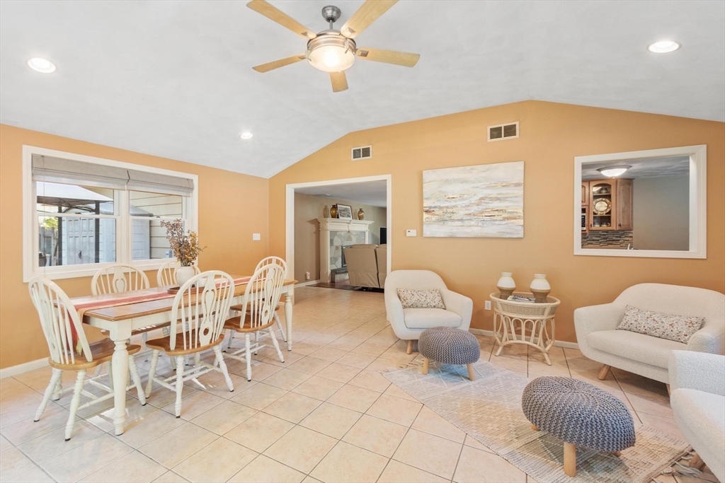 9 Brookbridge Rd