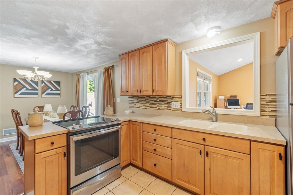 9 Brookbridge Rd