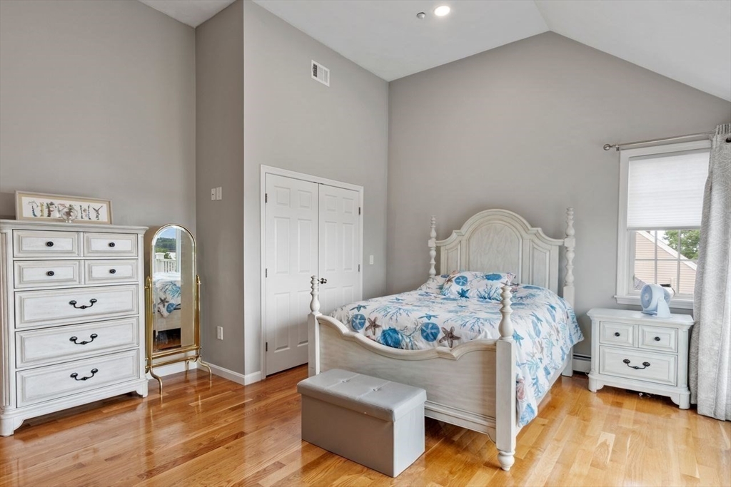 14 Lakeview Ave