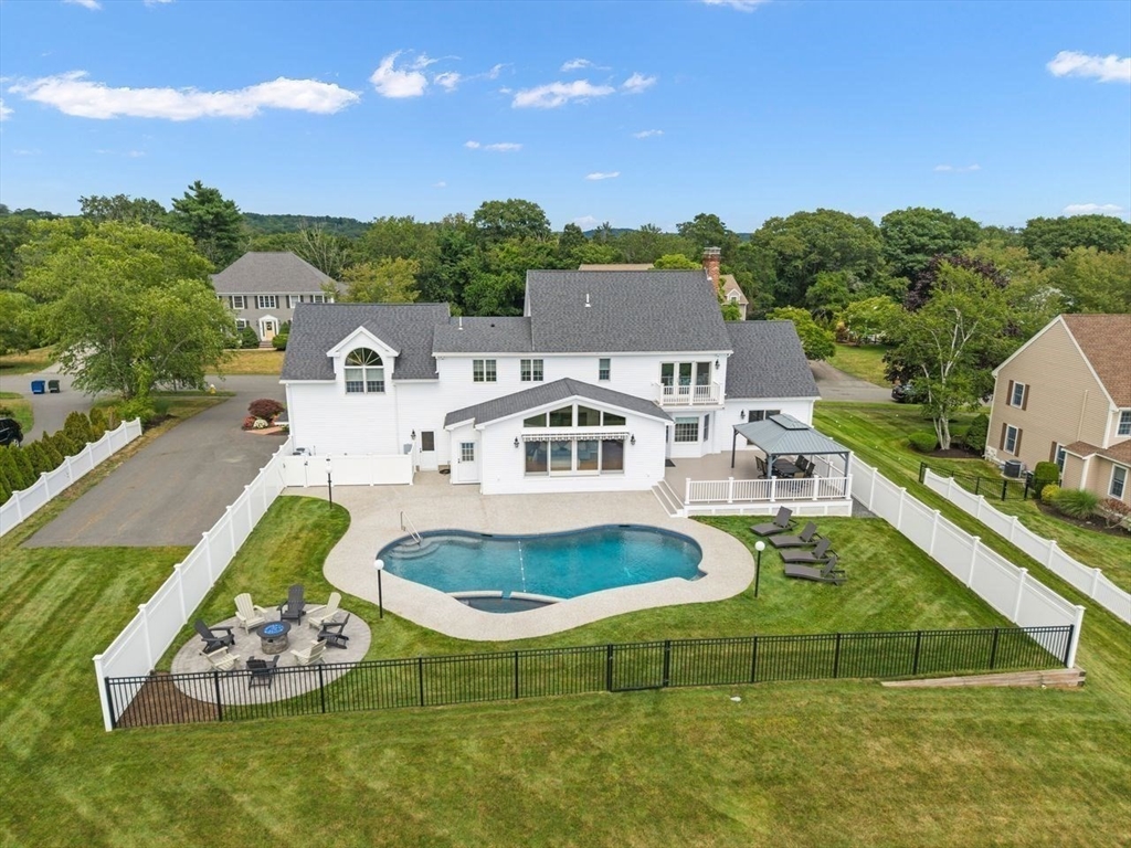 14 Lakeview Ave