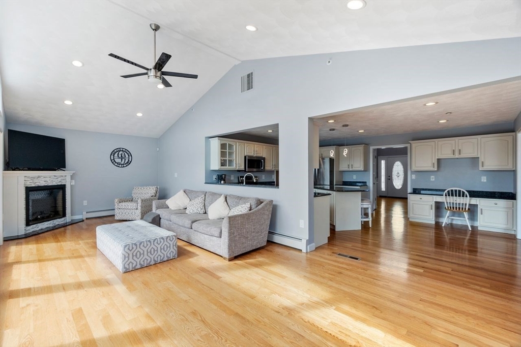 14 Lakeview Ave
