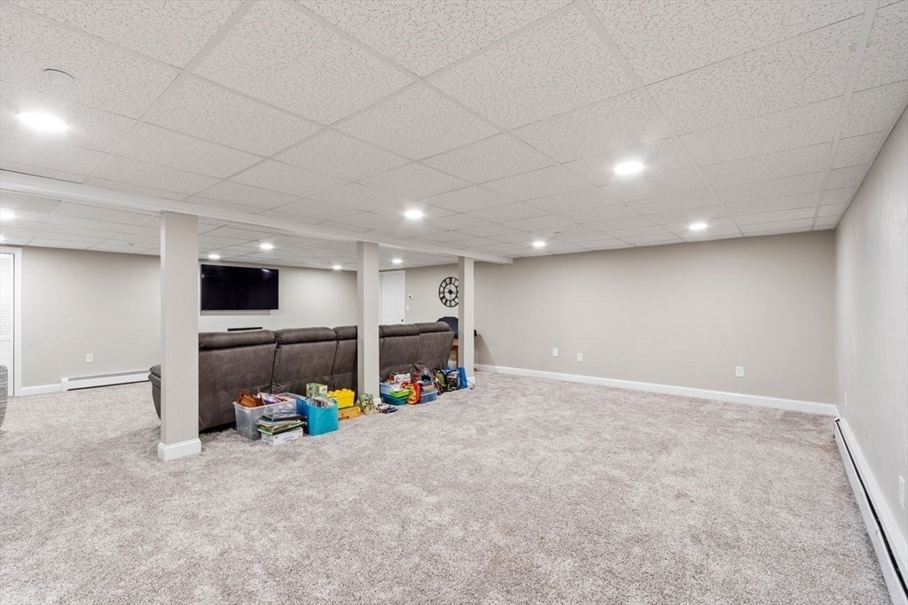14 Lakeview Ave