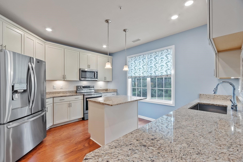 250 Martins Landing # 312