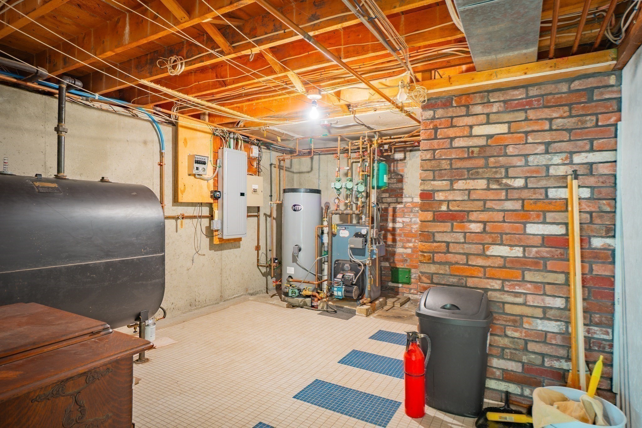 7 Cedarcrest Rd