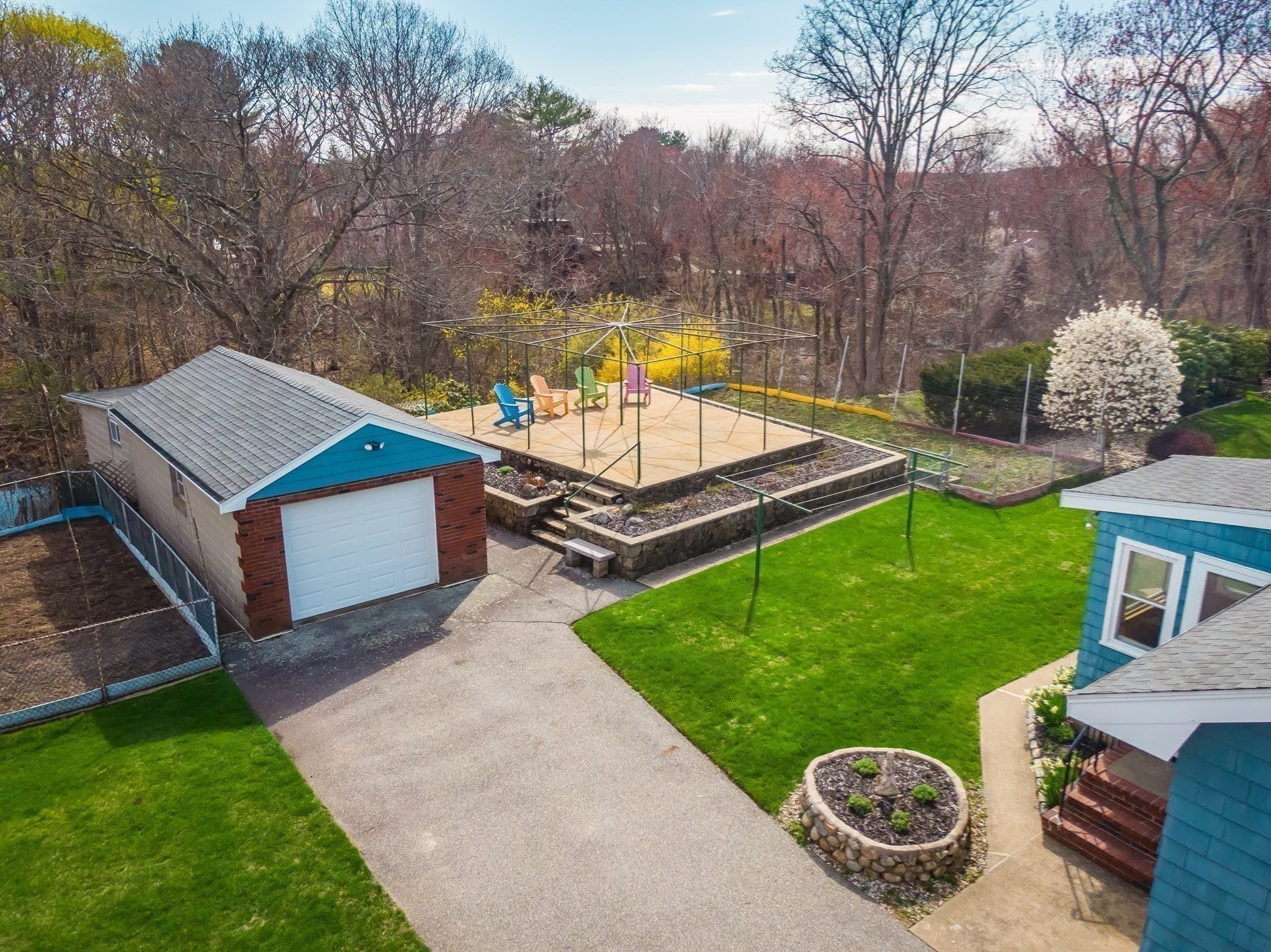 7 Cedarcrest Rd