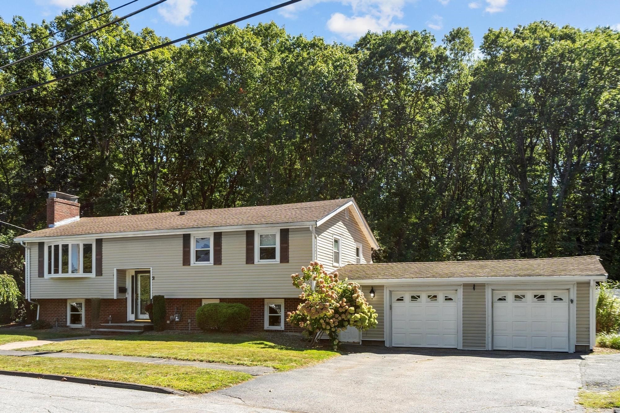 31 Paul Ave