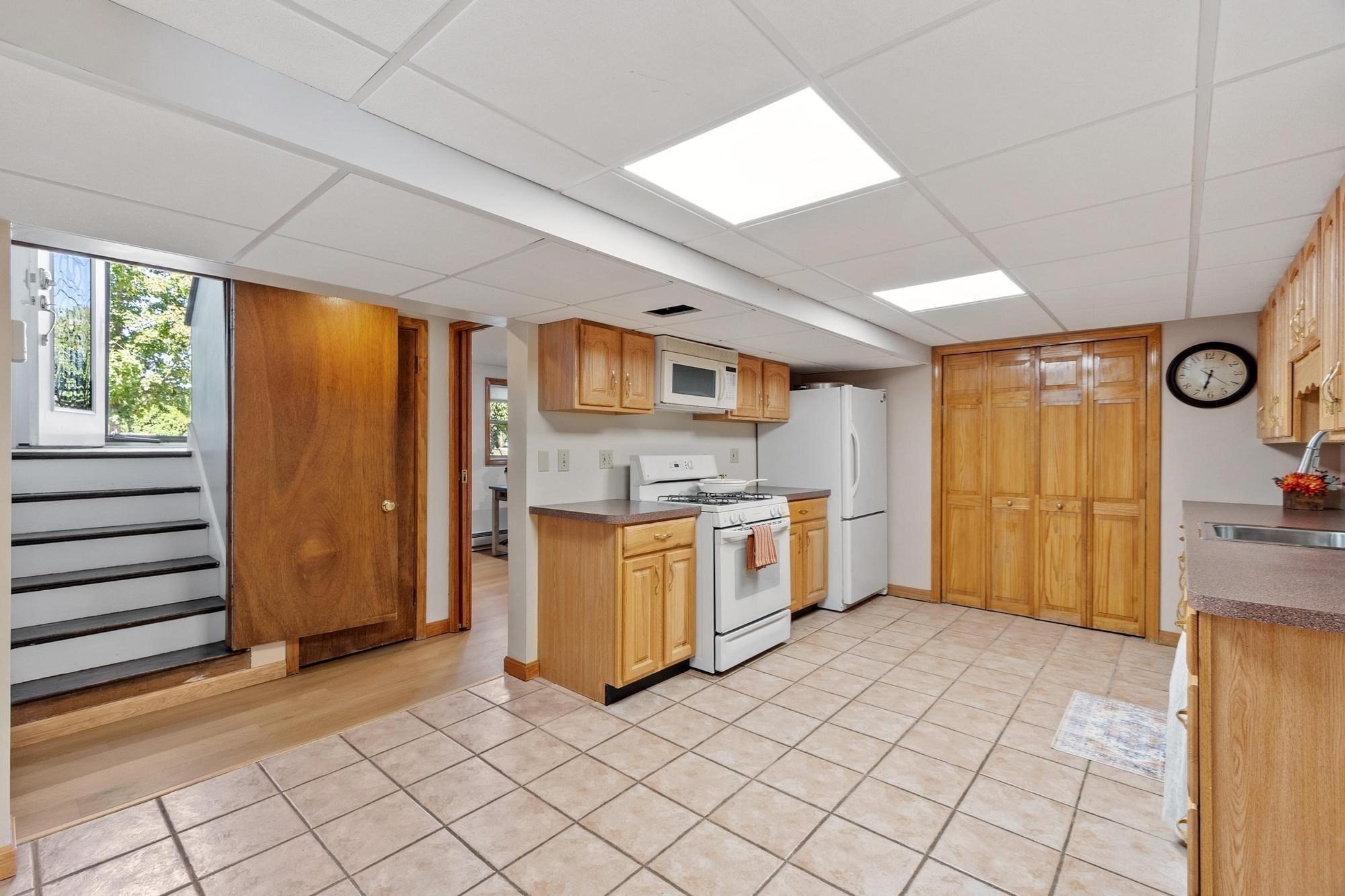 31 Paul Ave