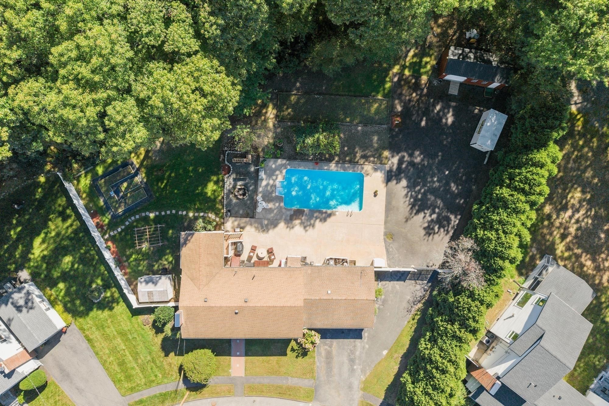 31 Paul Ave
