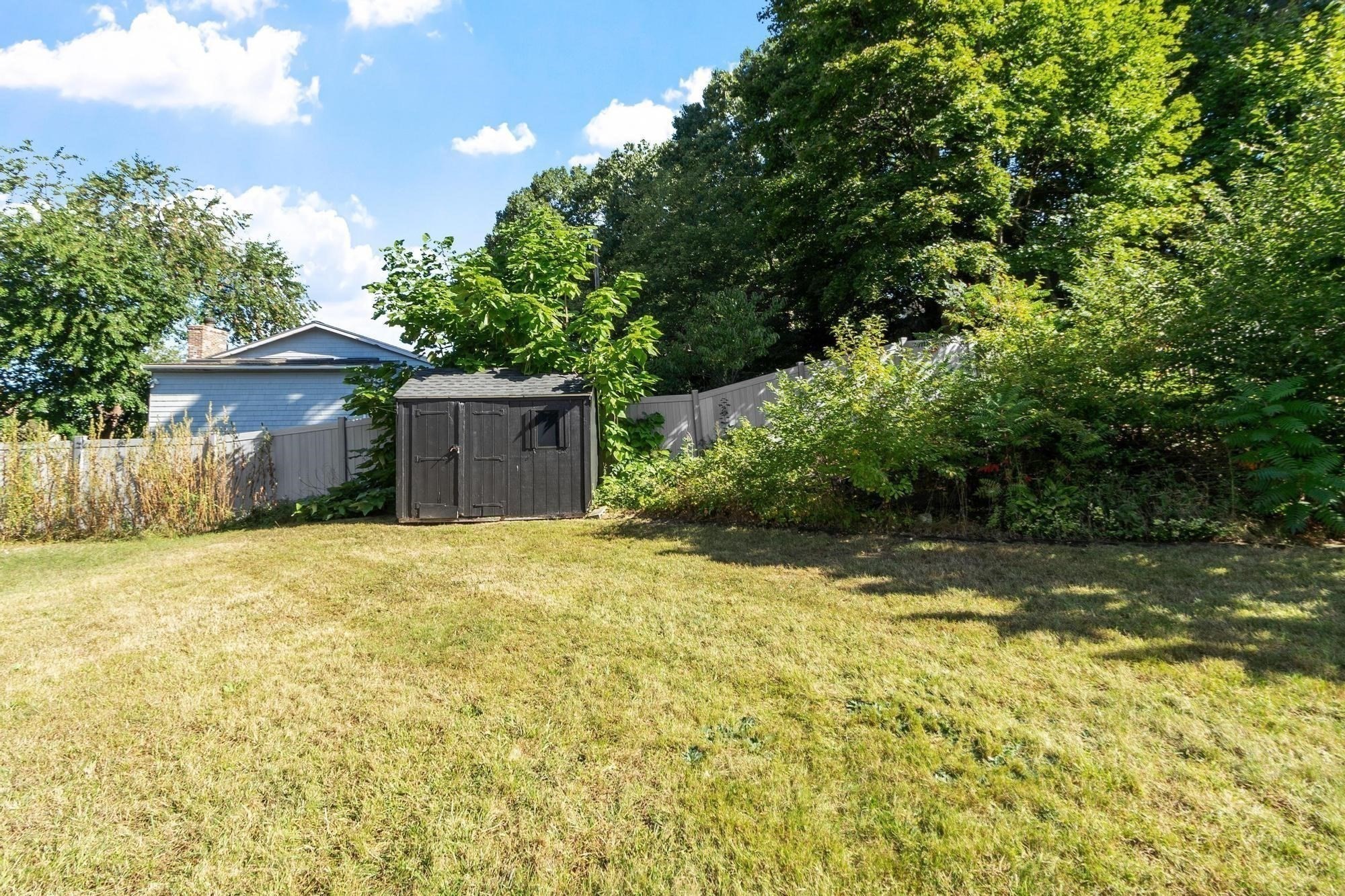 32 Coolidge Ave