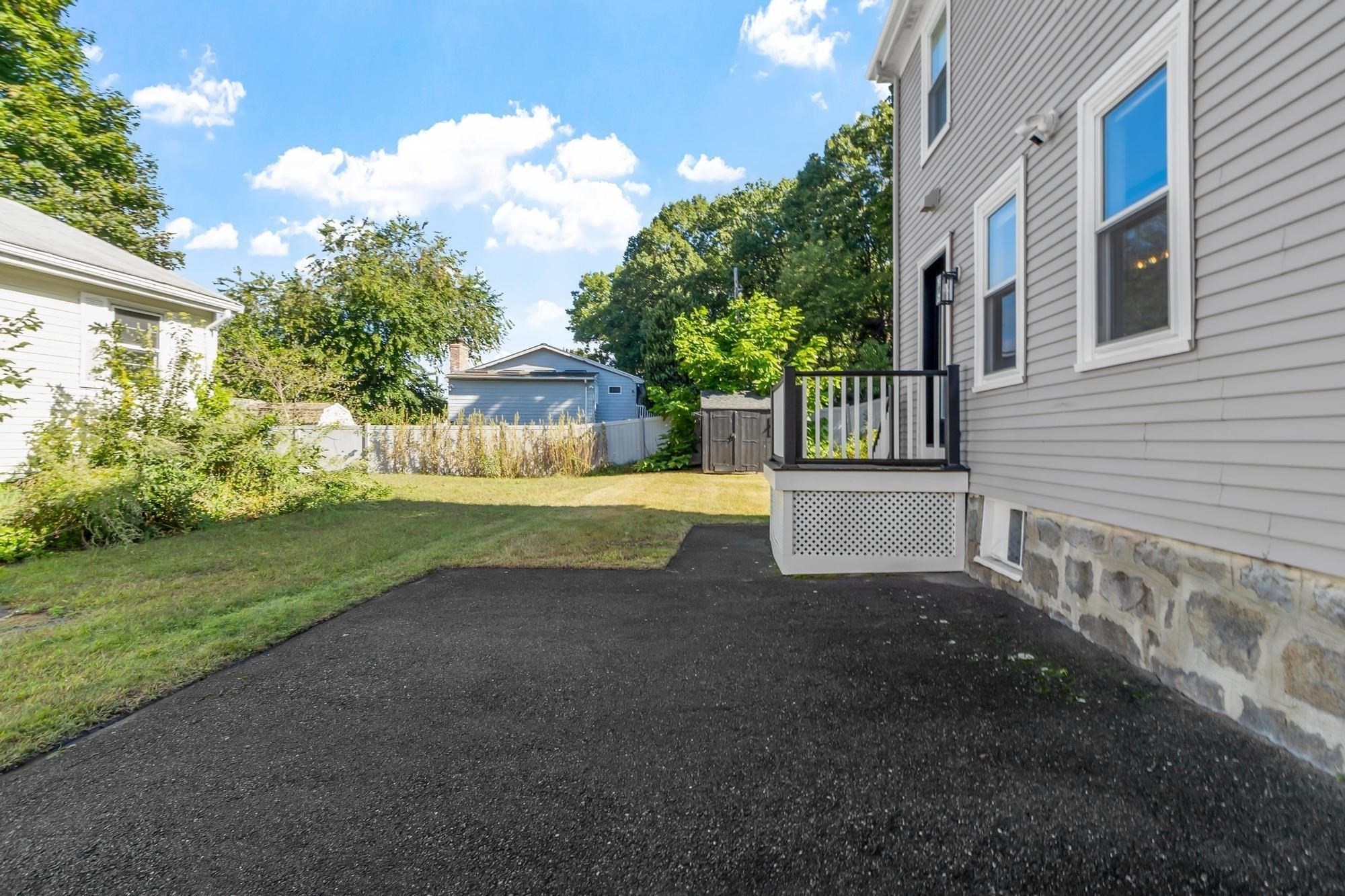 32 Coolidge Ave