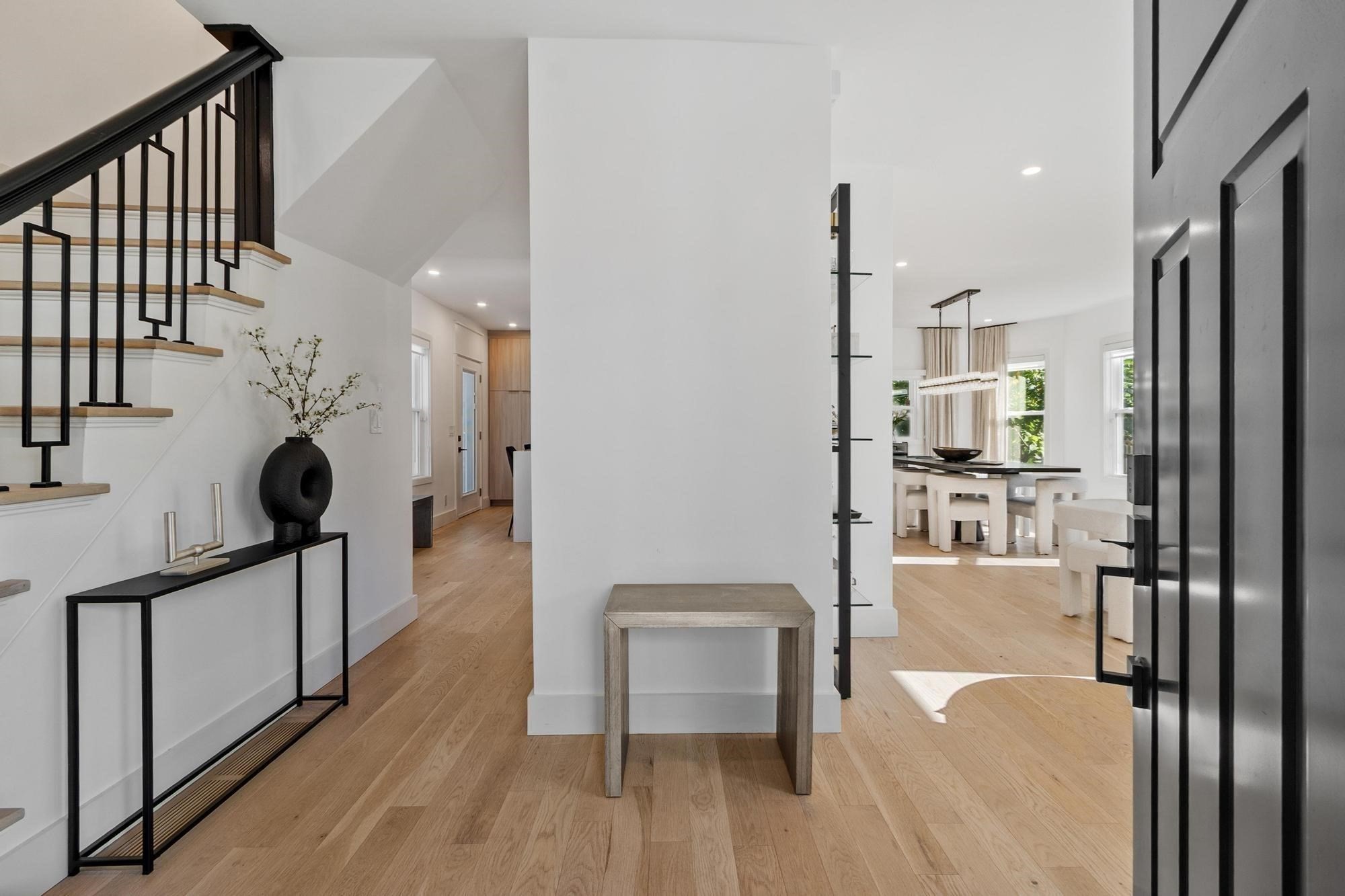 32 Coolidge Ave