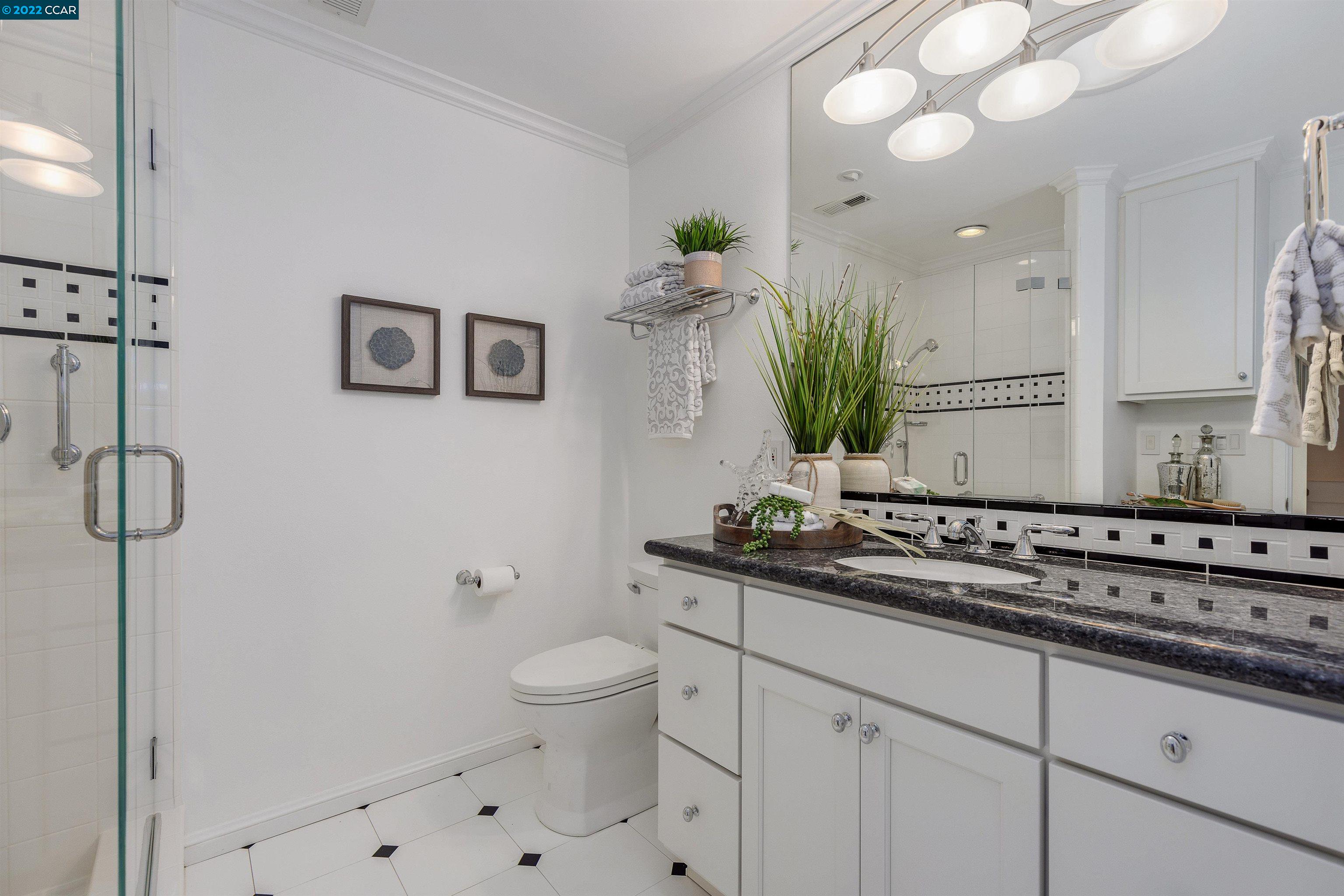 1524 Golden Rain Rd Unit: 3
