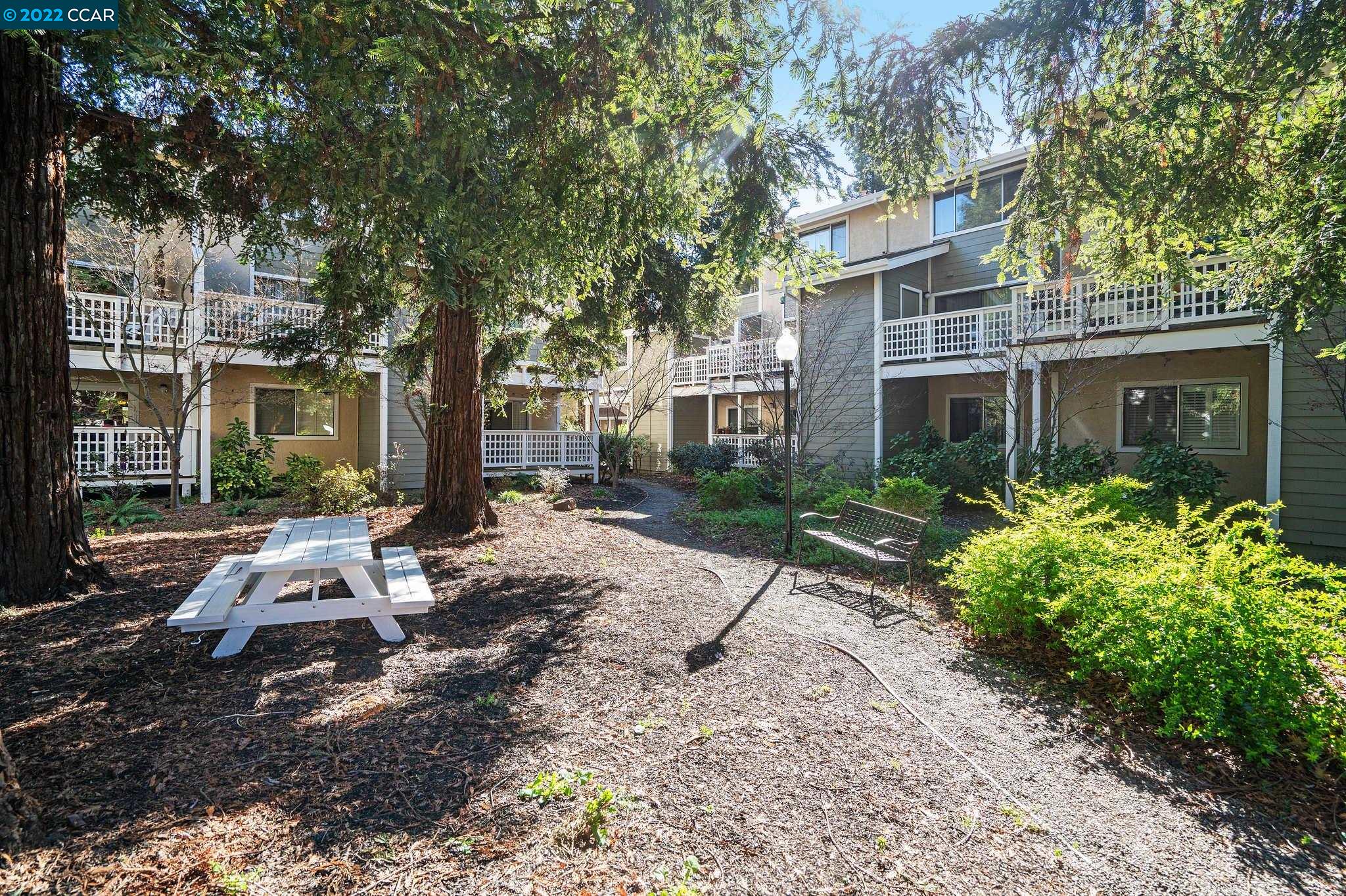 2617 Oak Rd Unit: A
