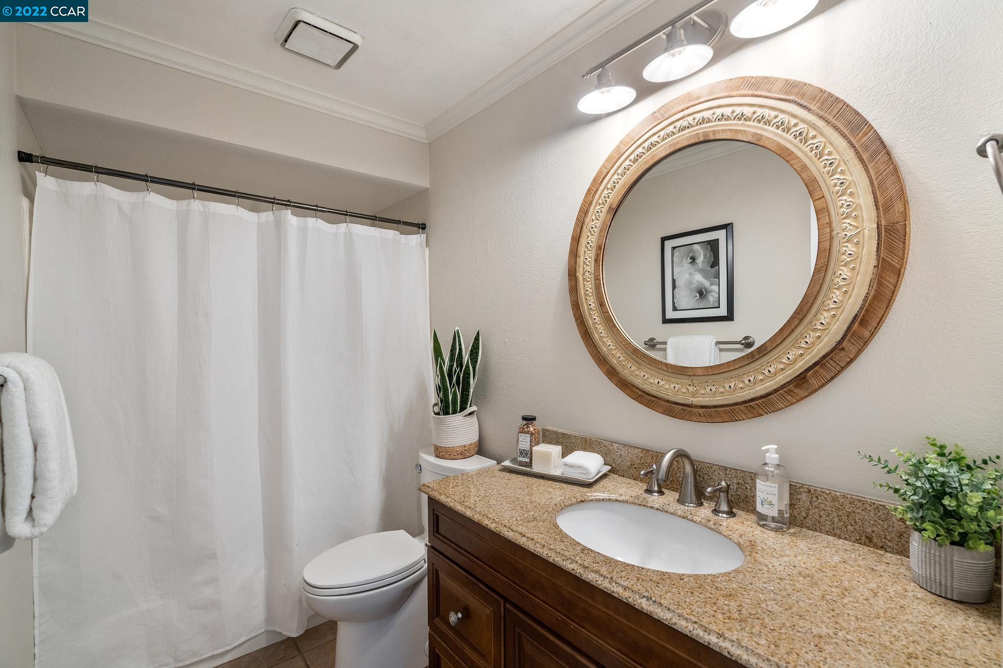 2617 Oak Rd Unit: A