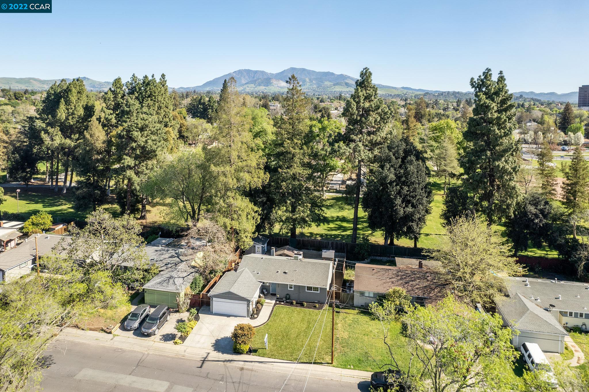 2507 Erie Dr